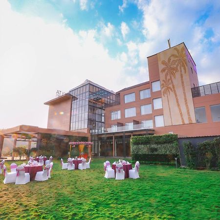 Regenta Resort Belagavi ภายนอก รูปภาพ
