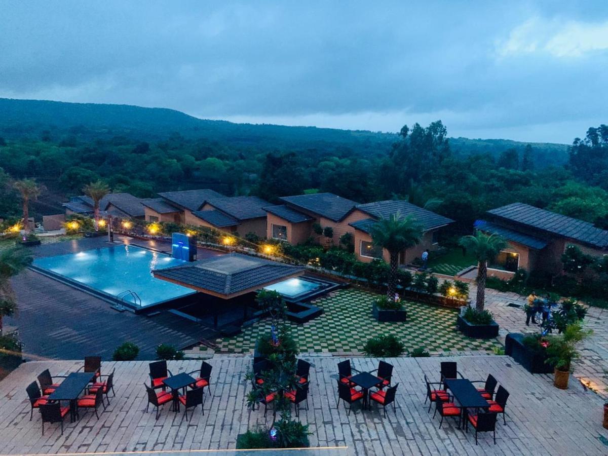 Regenta Resort Belagavi ภายนอก รูปภาพ