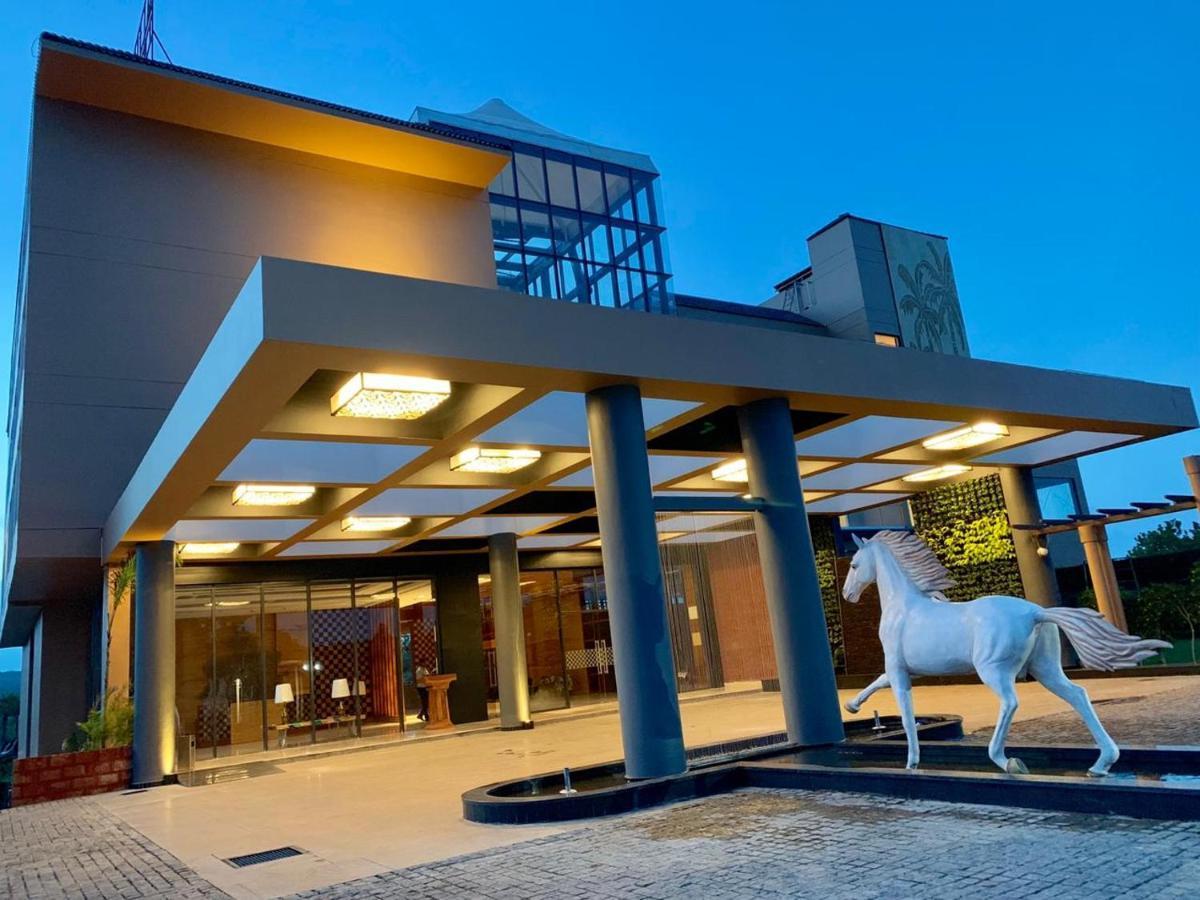 Regenta Resort Belagavi ภายนอก รูปภาพ