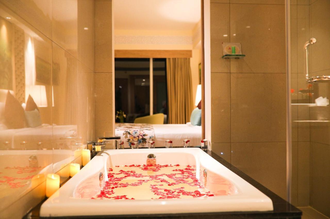 Regenta Resort Belagavi ภายนอก รูปภาพ