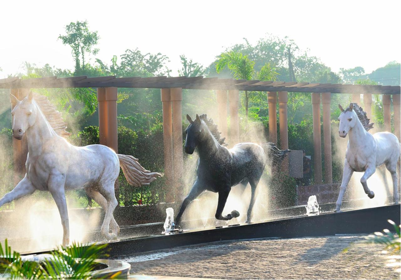 Regenta Resort Belagavi ภายนอก รูปภาพ