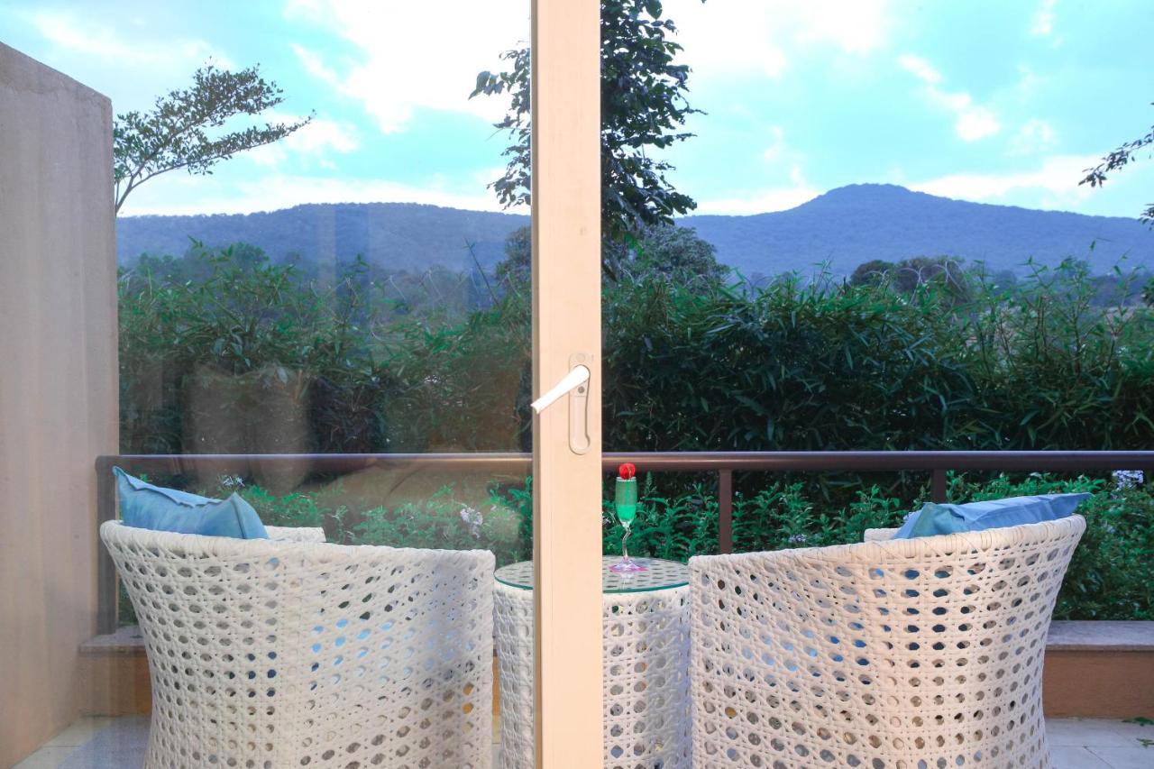 Regenta Resort Belagavi ภายนอก รูปภาพ